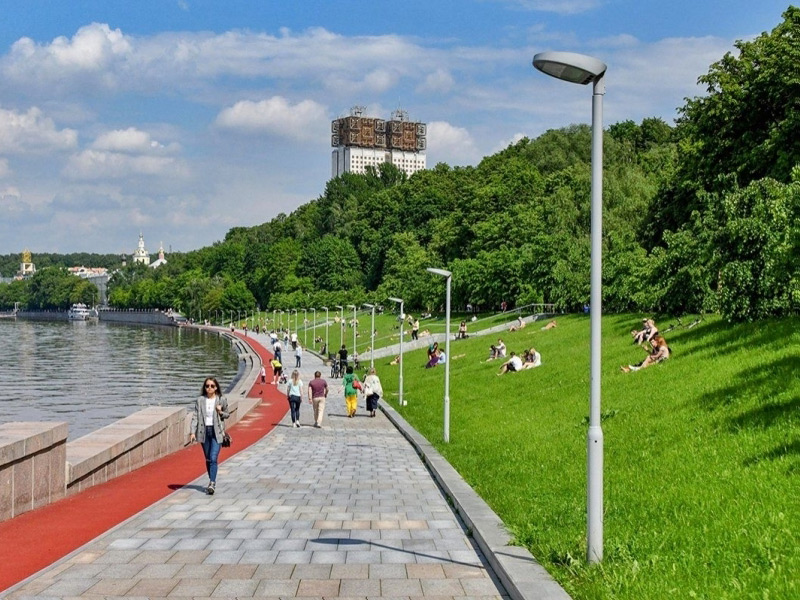 Восстановление озеленения части склонов Андреевской набережной г.Москвы