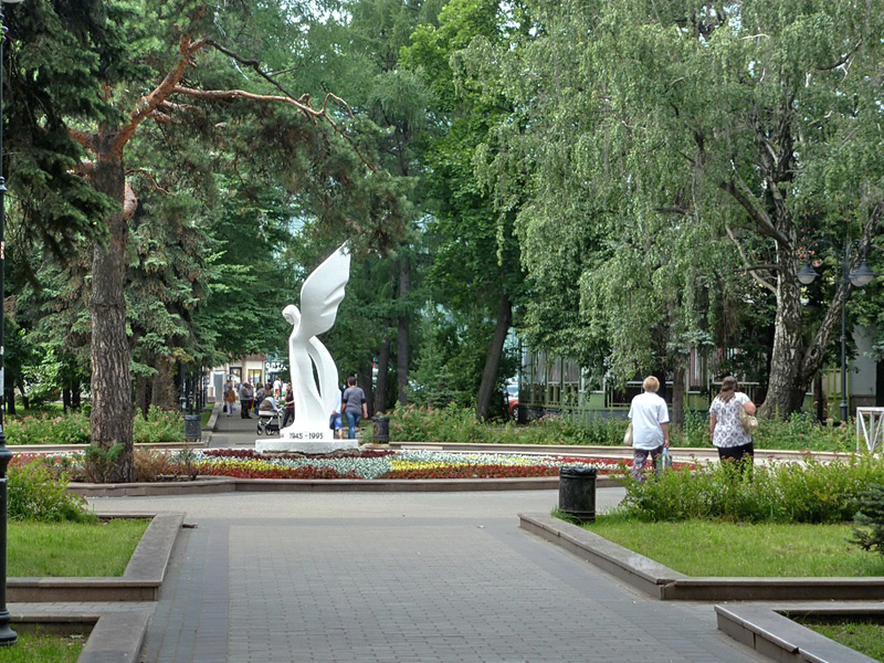 Парк «Воронцовский» или усадьба «Воронцово» на ул. Воронцовские Пруды